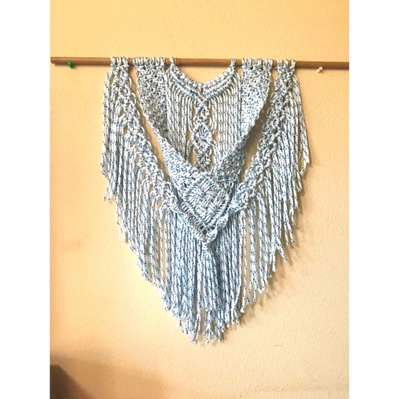 Macrame wall hanging